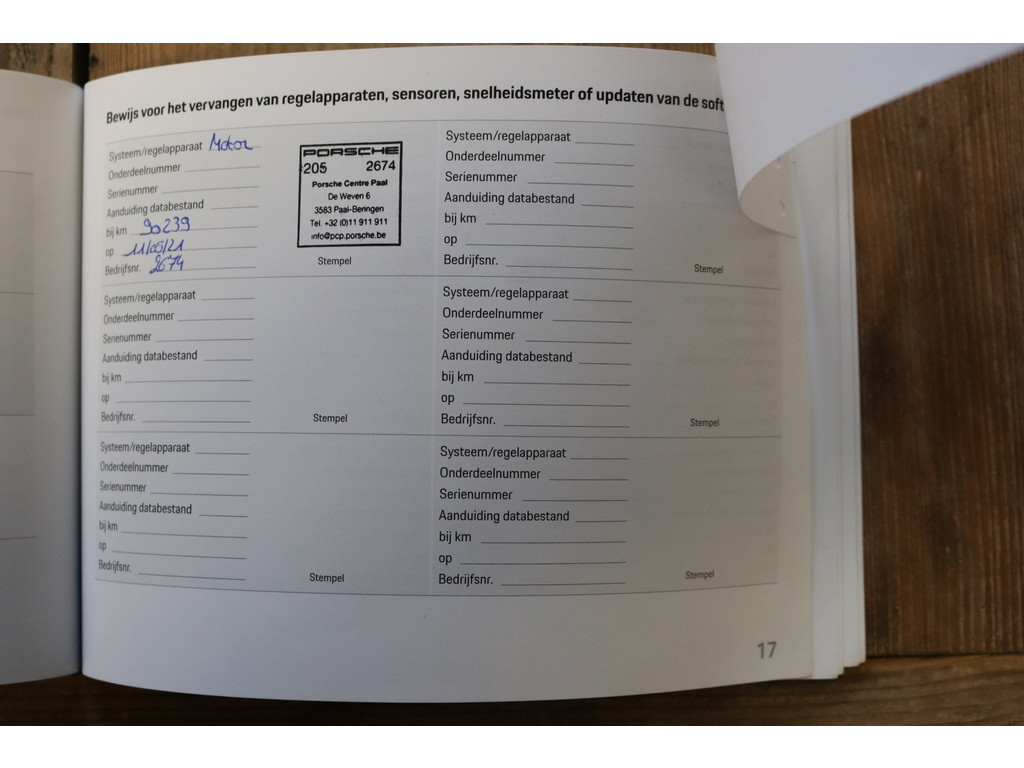 29399024-19.jpg