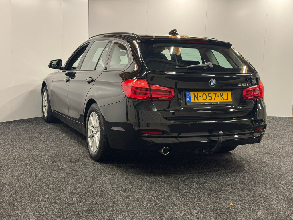 43641073-4.jpg