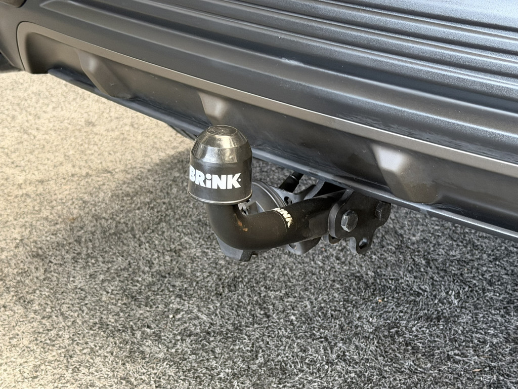 44239982-21.jpg