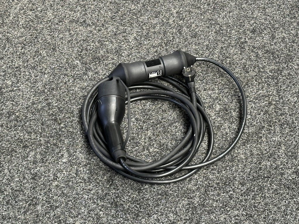 44774066-62.jpg