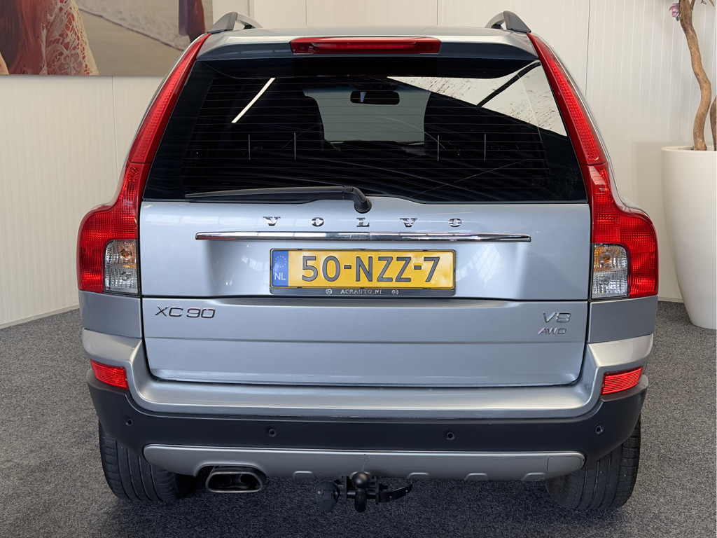 46302872-5.jpg