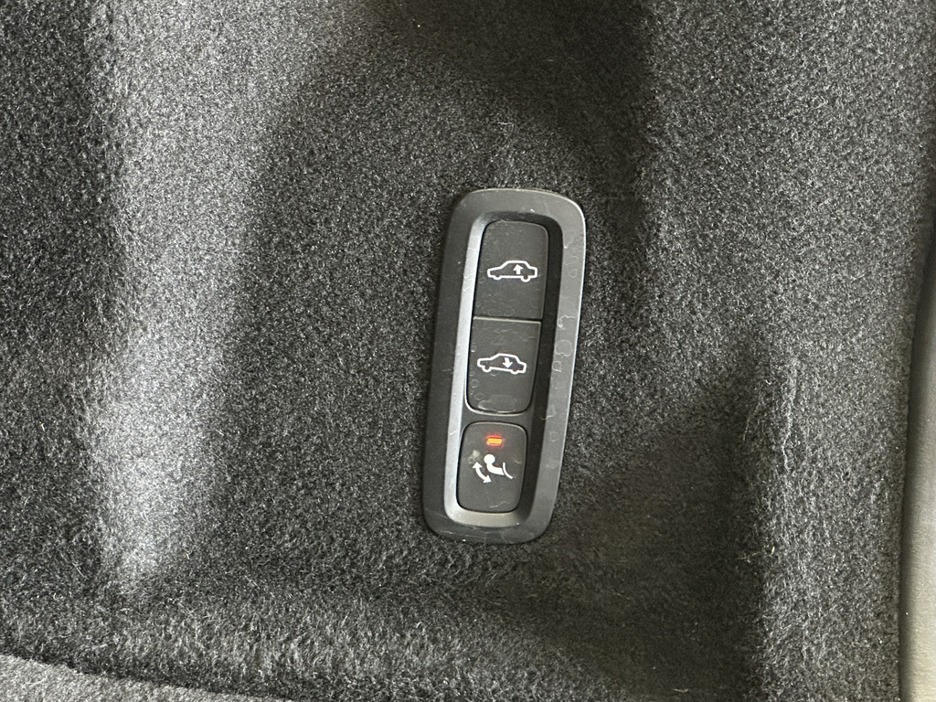 46312292-56.jpg
