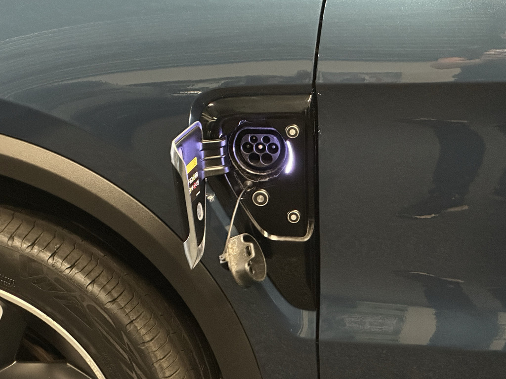 46653756-62.jpg