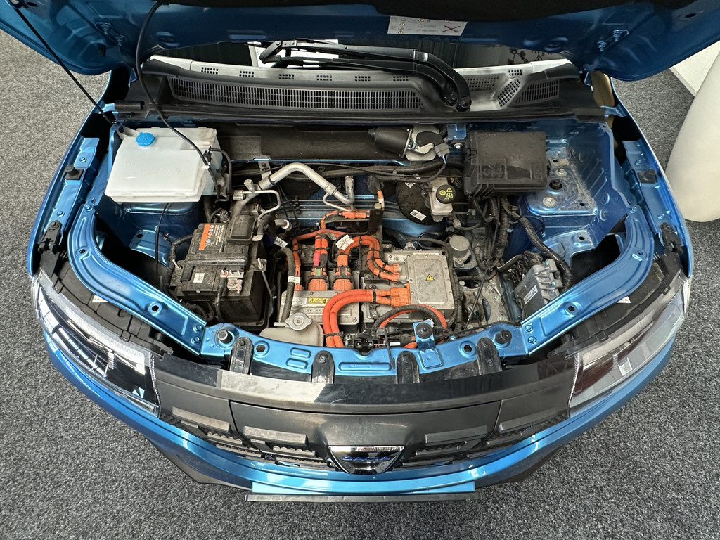 46915217-54.jpg
