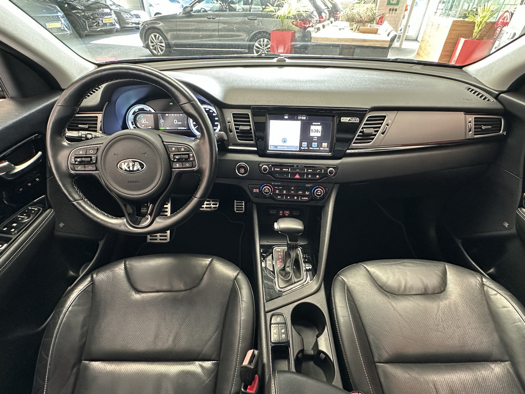 47917800-11.jpg