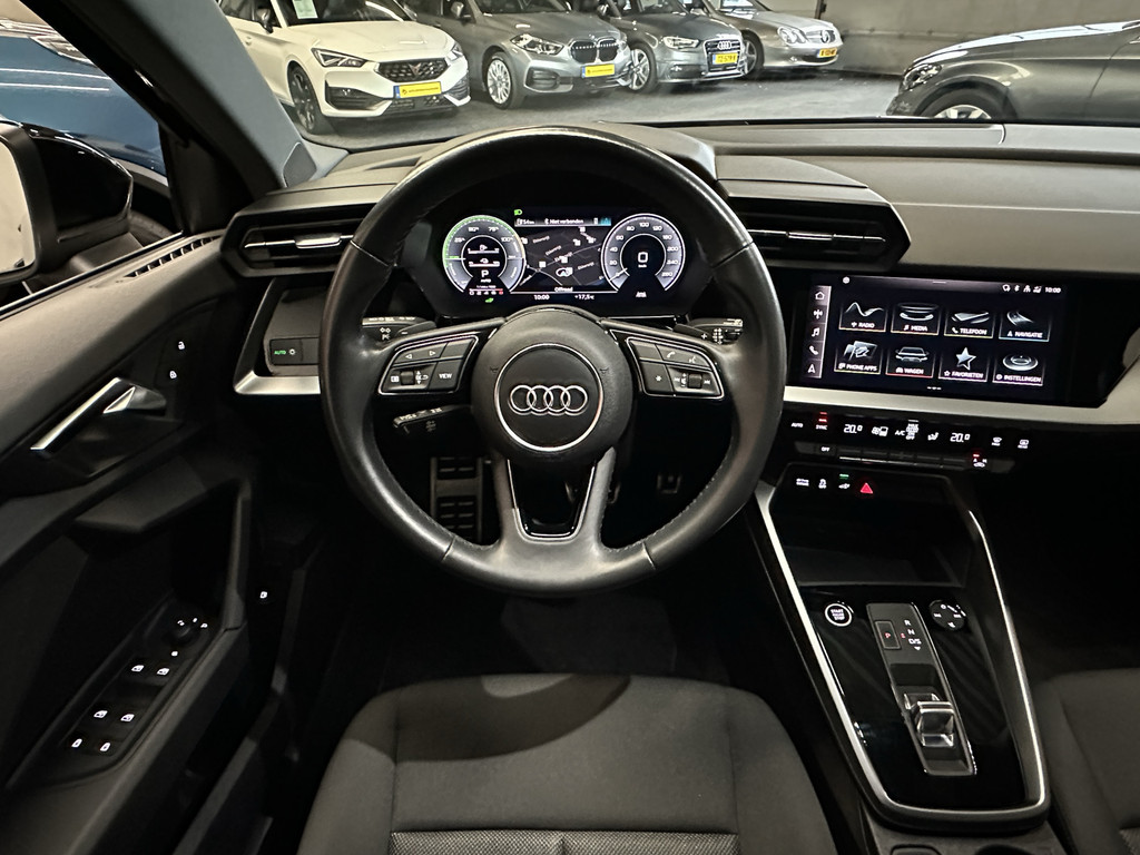 47917940-13.jpg