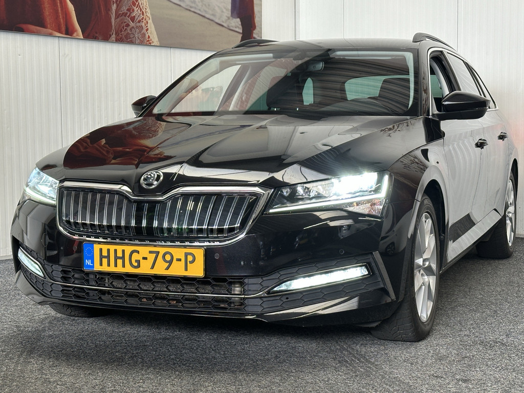 47982158-53.jpg