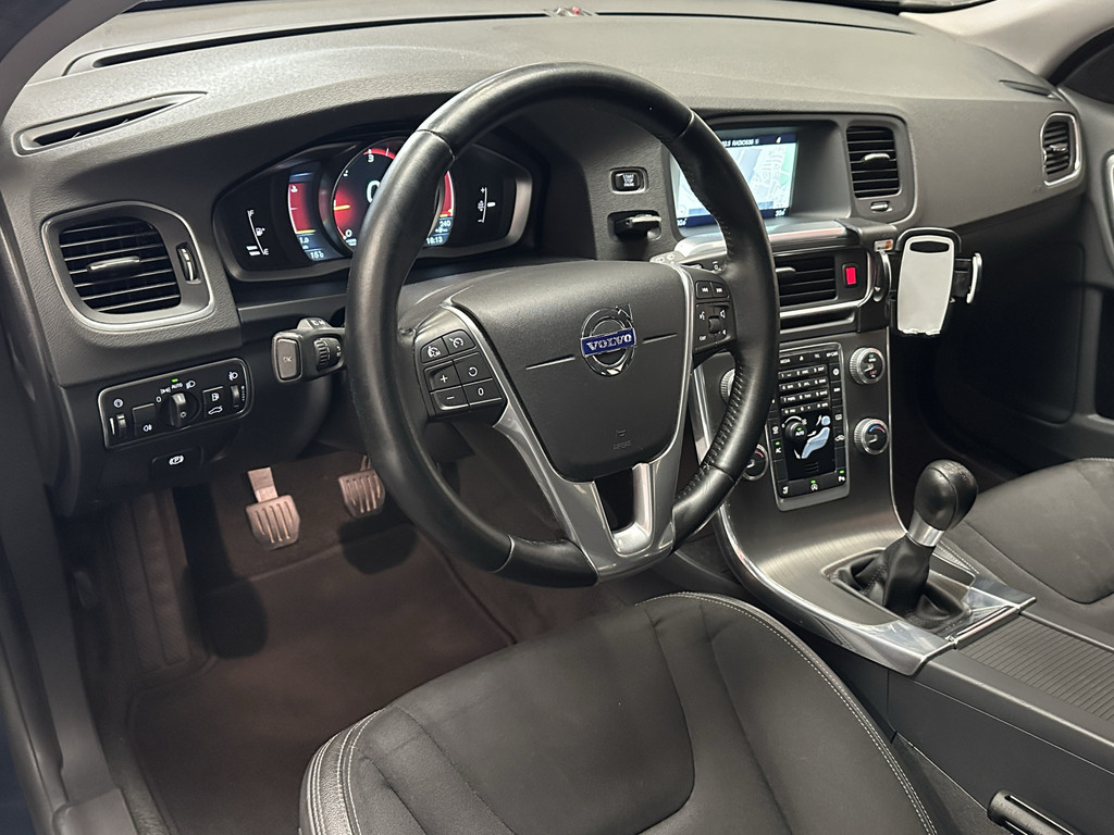 48090166-10.jpg
