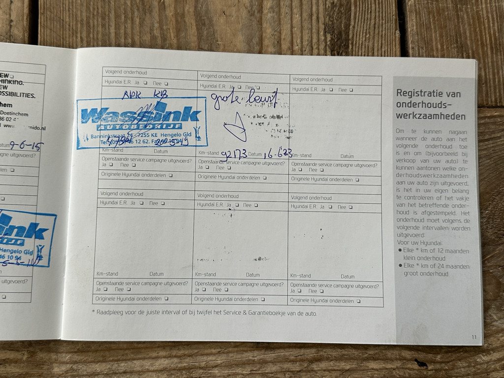 48380349-17.jpg