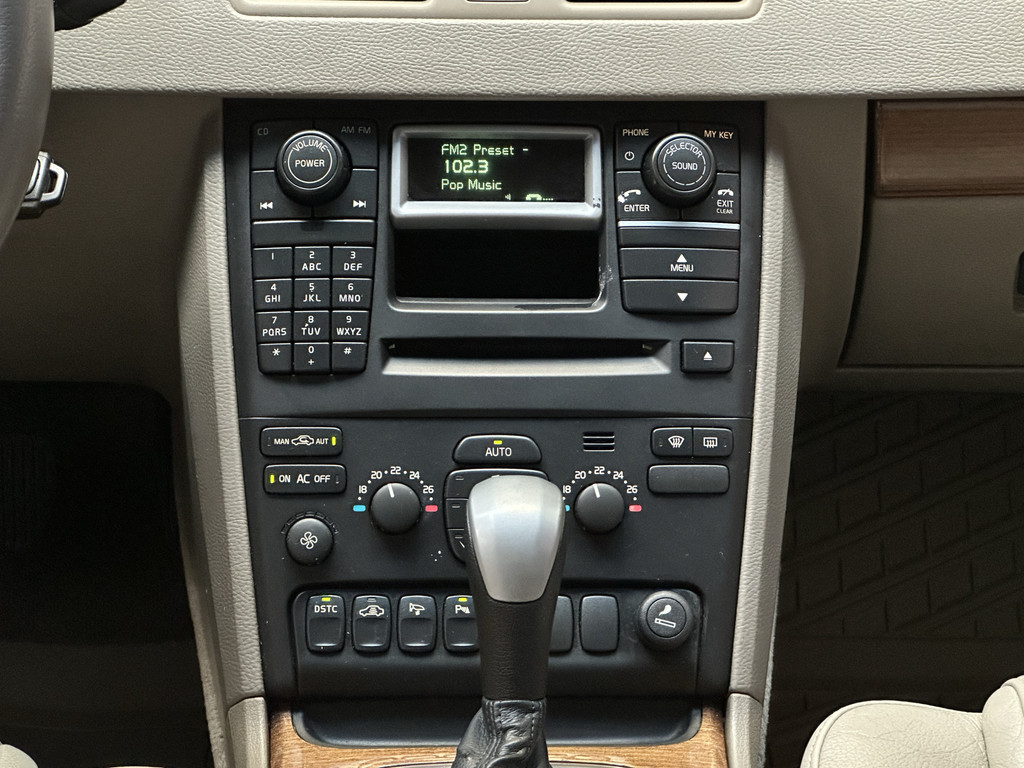 48381133-21.jpg