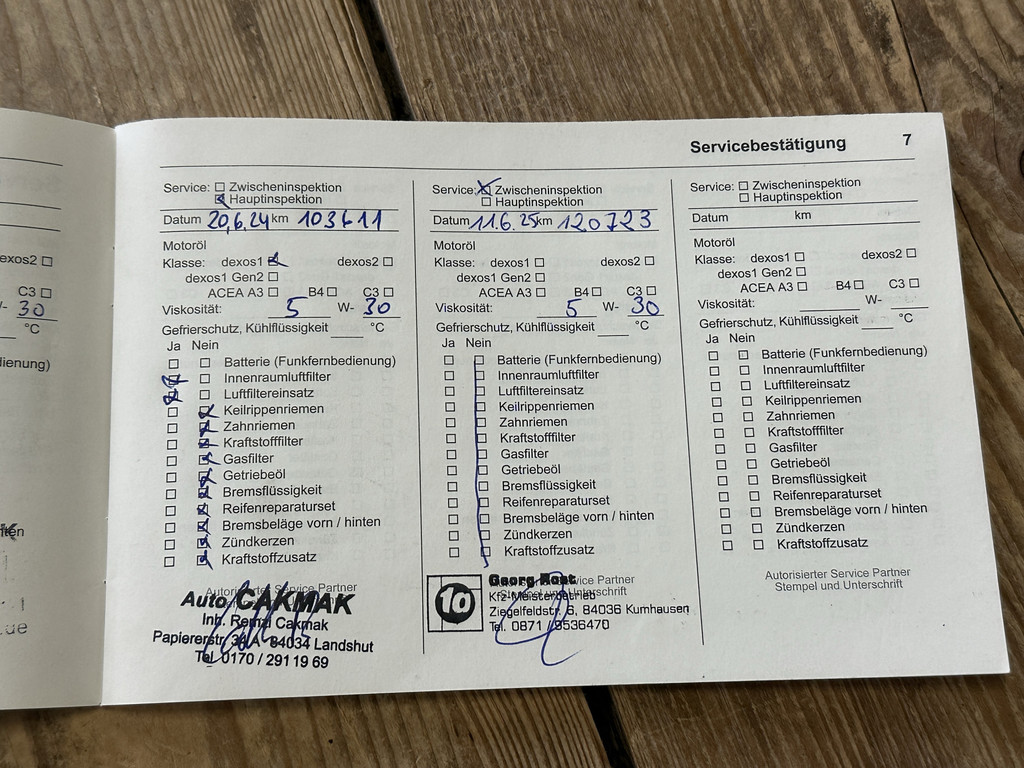 51104450-24.jpg