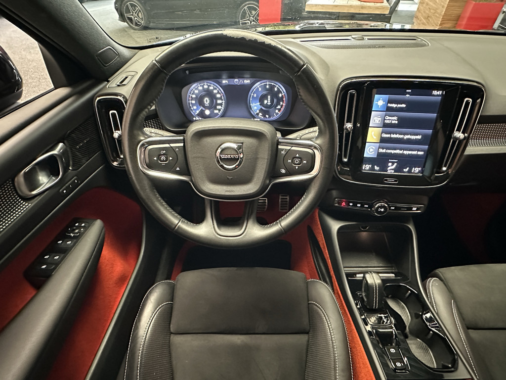 51537322-11.jpg