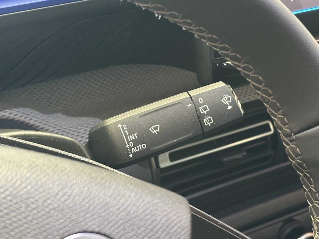 52497966-34.jpg