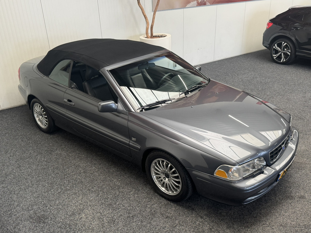 52590264-12.jpg