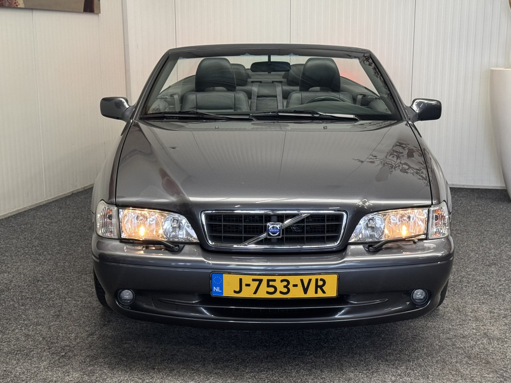 52590264-38.jpg