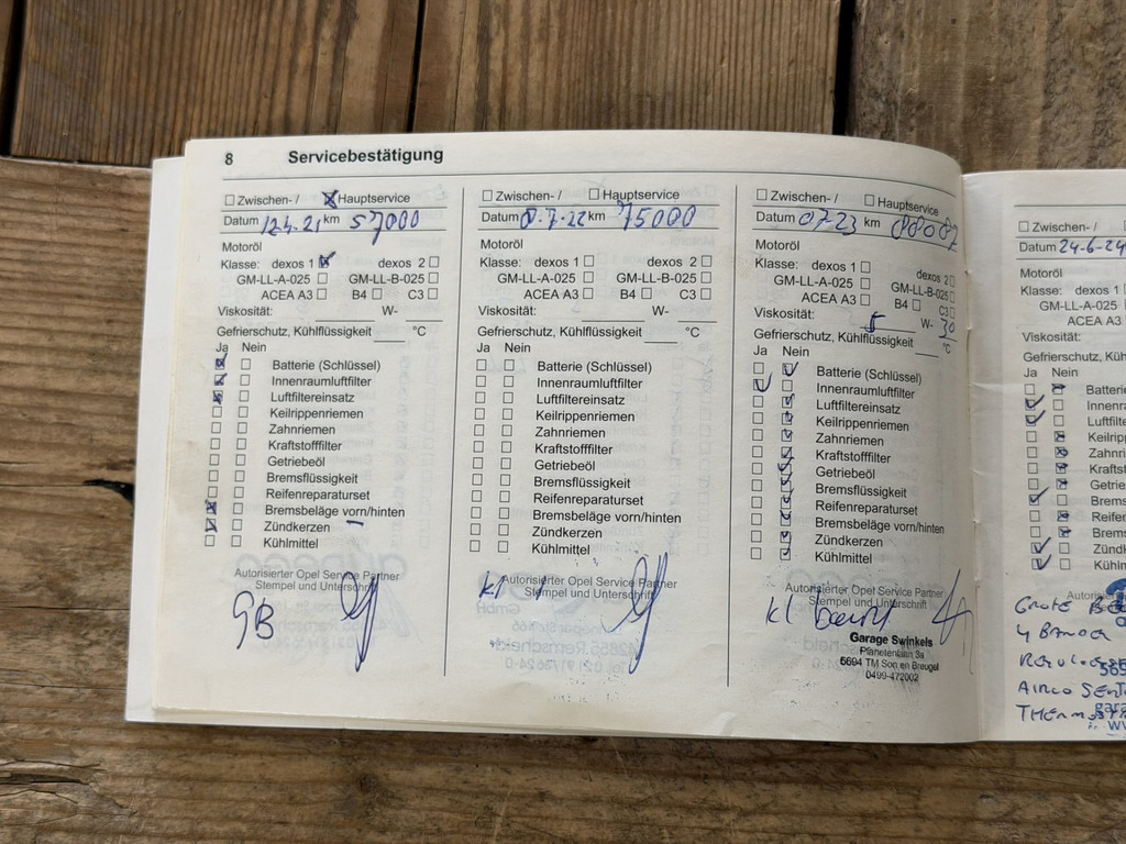 53428113-22.jpg