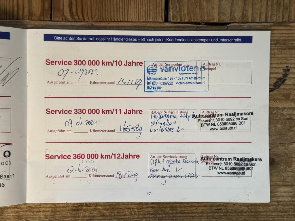 54892816-25.jpg