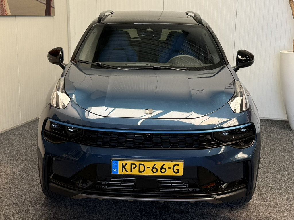 54954402-2.jpg
