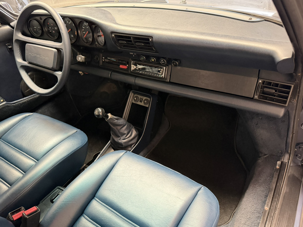 55369107-14.jpg