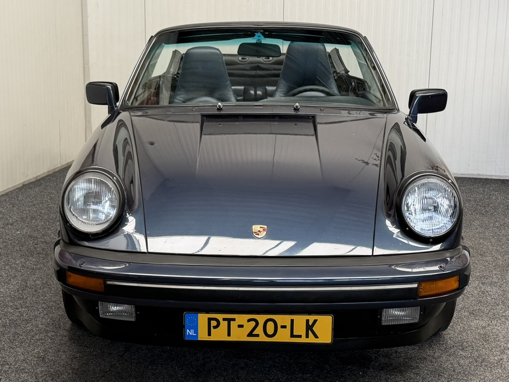 55369107-2.jpg
