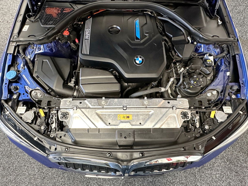 55709934-60.jpg