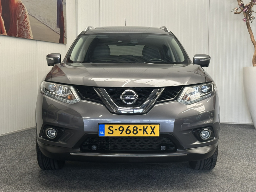 56498941-2.jpg