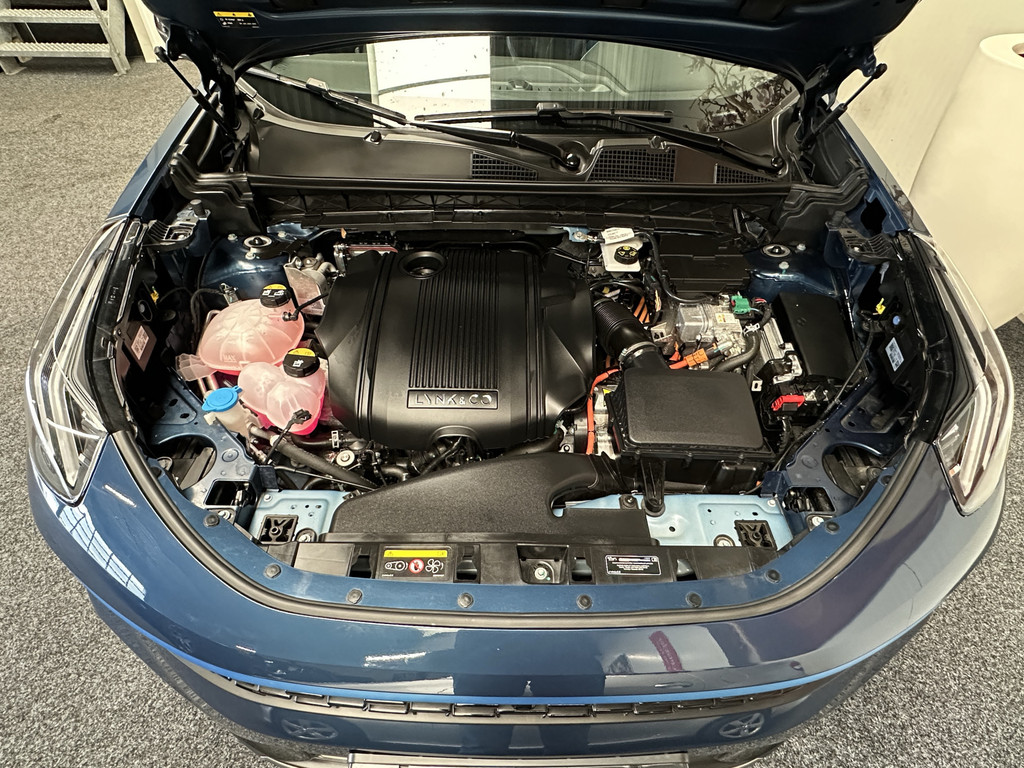 56805758-75.jpg