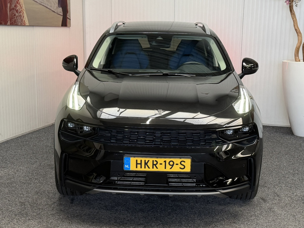57534029-57.jpg