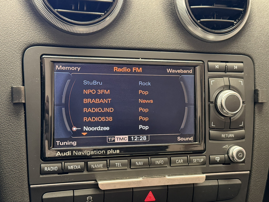 57616616-25.jpg