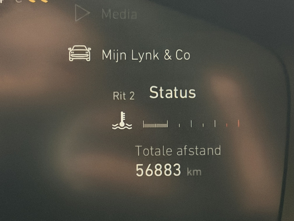 57638826-20.jpg